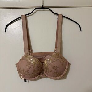 RARE Women’s Victorias Secret Elegant Gold Embroidered Bra